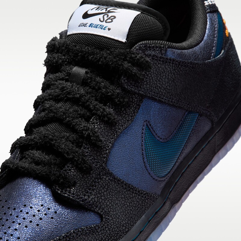 Bluetile x Nike SB Dunk Low "Pitch Blue/Black" | IQ1323-001