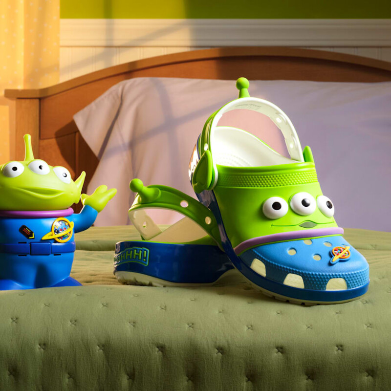 Toy Story x Crocs Classic Clog "Aliens" | 213010-90H