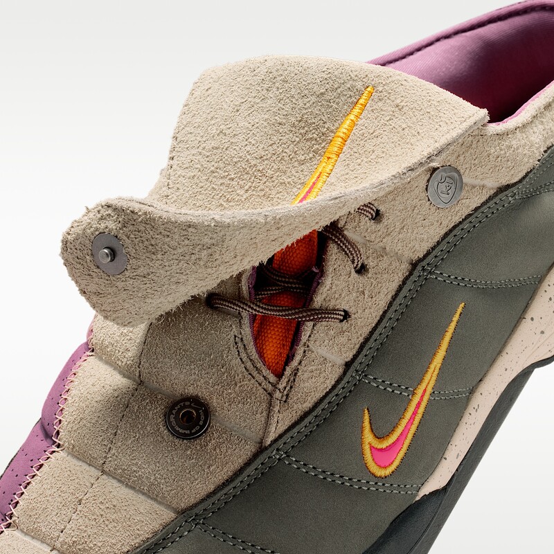 Kids of Immigrants x Nike Total 90 Mule "Khaki" | IH4422-200