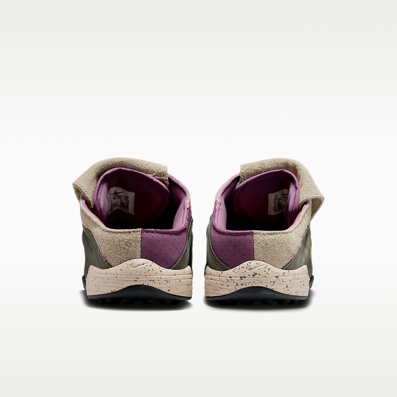 Kids of Immigrants x Nike Total 90 Mule "Khaki" | IH4422-200 Kids of Immigrants x Nike Total 90 Mule "Khaki" | IH4422-200