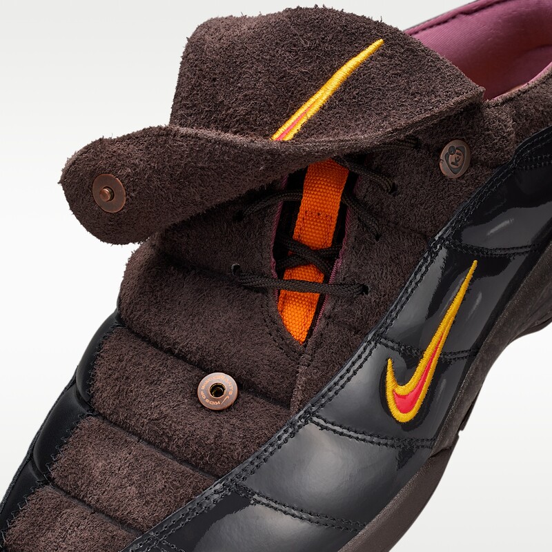 Kids of Immigrants x Nike Total 90 Mule "Brown" | IH4422-201 Kids of Immigrants x Nike Total 90 Mule "Brown" | IH4422-201