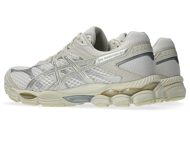 Asics Gel-Cumulus 16 "Cream" | 1203A733-107