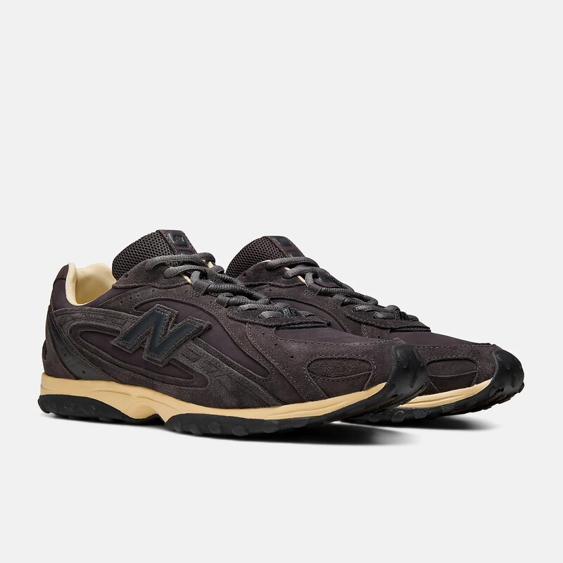 AURALEE x New Balance 204L "Ganache" | U204L5I7