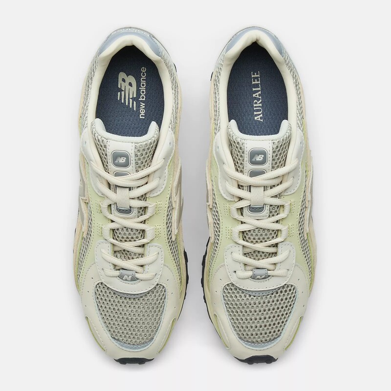 AURALEE x New Balance 204L "Plaza Taupe" | U204L7YU