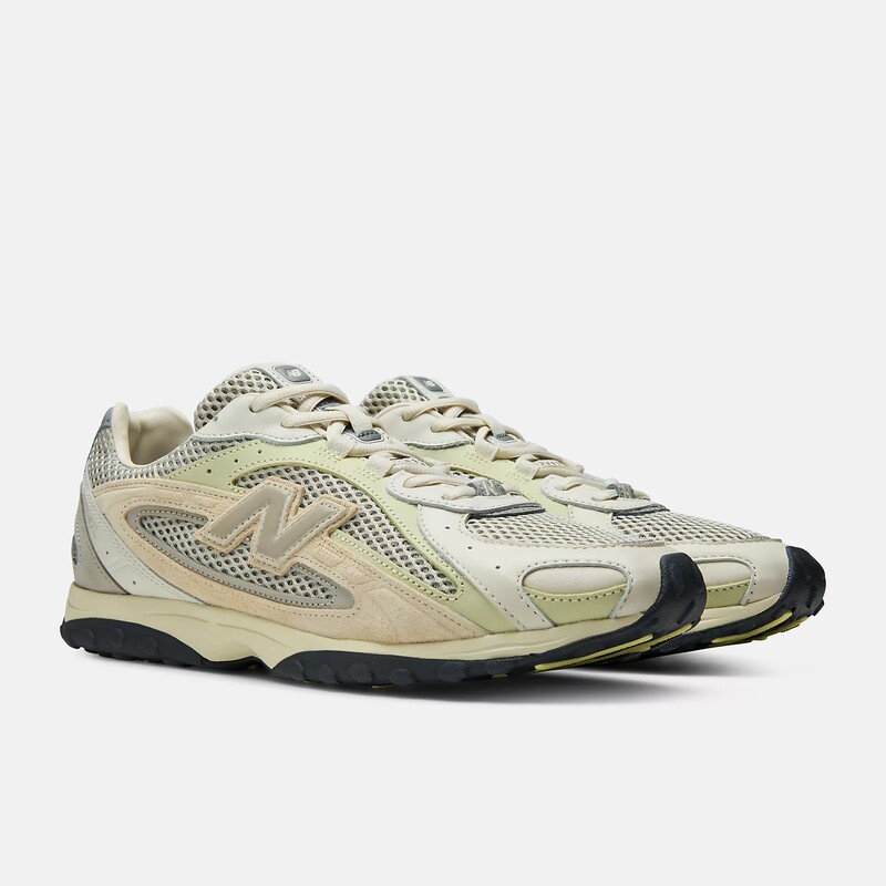AURALEE x New Balance 204L "Plaza Taupe" | U204L7YU