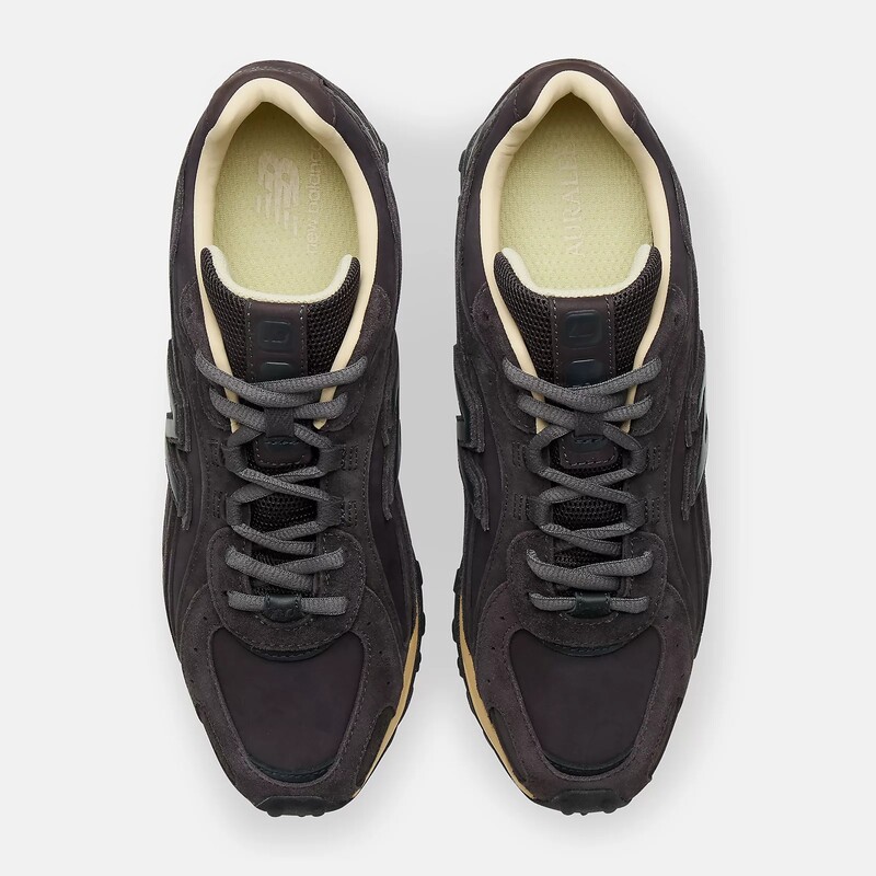 AURALEE x New Balance 204L "Ganache" | U204L5I7