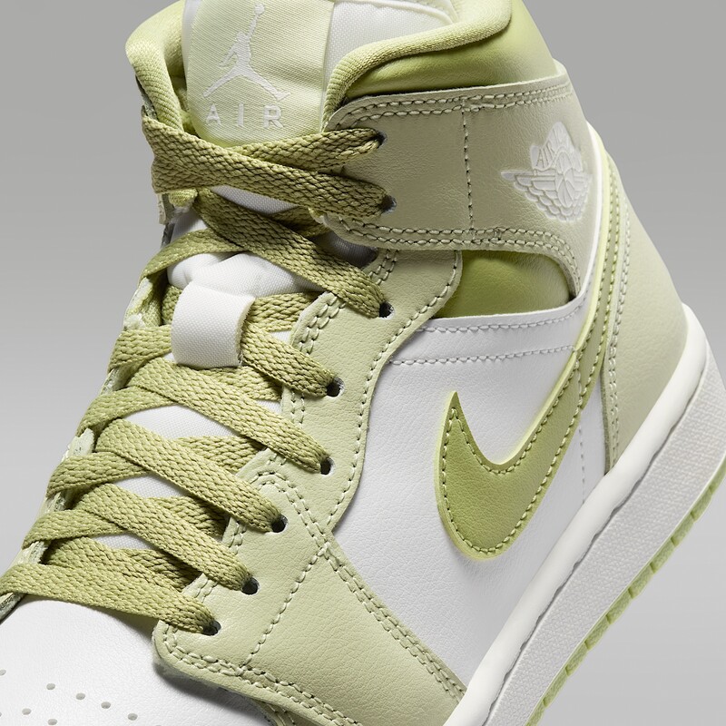 Air Jordan 1 Mid "Olive Aura" | BQ6472-302 Air Jordan 1 Mid "Olive Aura" | BQ6472-302