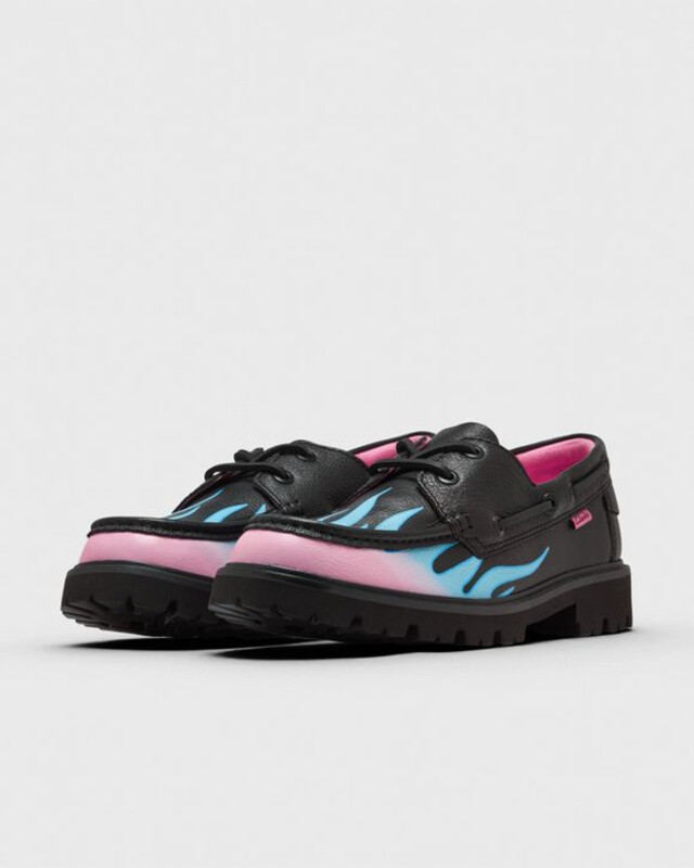 CLARKS x Bisous Bisous Cleyhill Fire "Black" | 261895327