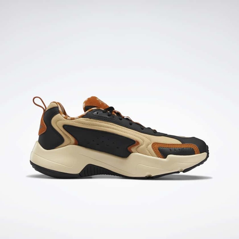 Kung Fu Panda x Reebok Vector Runner | H02990