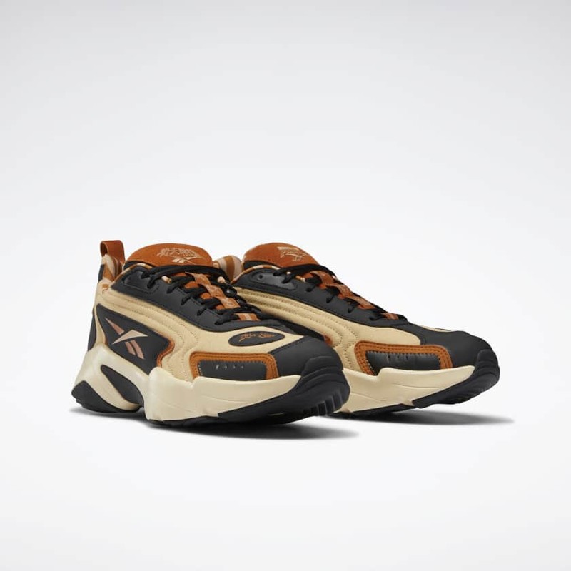 Kung Fu Panda x Reebok Vector Runner | H02990