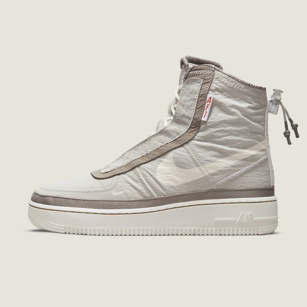 Nike schützt sich gegen das kalte Wetter mit dem Air Force 1 Shell