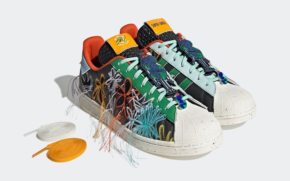 Sean Wotherspoon kündigt einen schwarzen adidas Superstar „SUPEREARTH“ an
