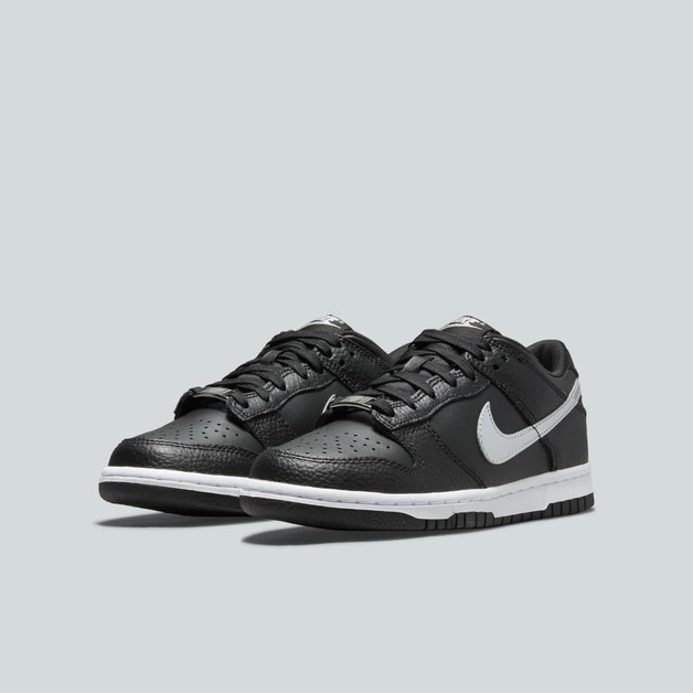 A Nike Dunk Low GS "Metallic Silver" Is Added to the NBA 75th Anniversary Collection
