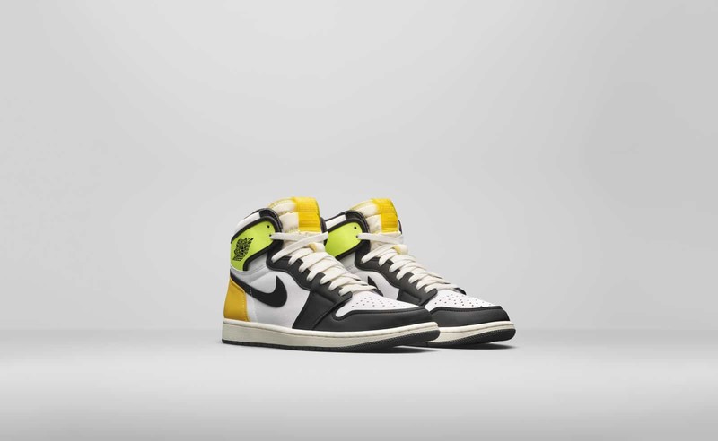 Air Jordan 1 High OG Volt Gold | 555088-118