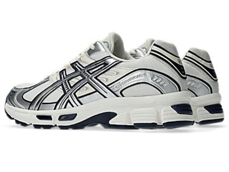 Asics Gel-Stratus MC "Cream/Pure Silver" | 1203B049-103 Asics Gel-Stratus MC "Cream/Pure Silver" | 1203B049-103