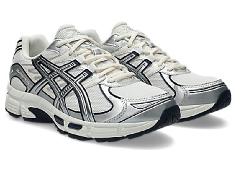 Asics Gel-Stratus MC "Cream/Pure Silver" | 1203B049-103 Asics Gel-Stratus MC "Cream/Pure Silver" | 1203B049-103