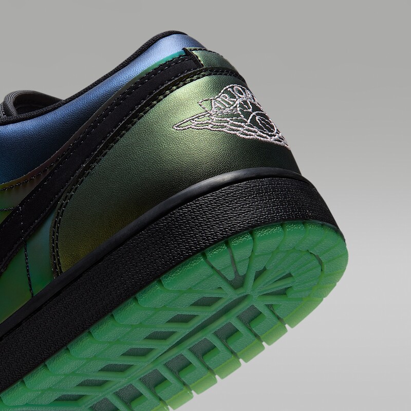 Space Jam x Air Jordan 1 Low SE "Magic Ball" | IX6375-001 Space Jam x Air Jordan 1 Low SE "Magic Ball" | IX6375-001