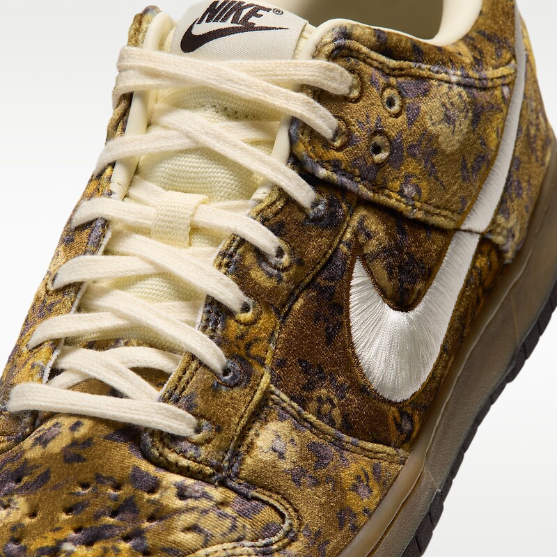 Nike Dunk Low "Golden Hops Brocade" | JF4566-900
