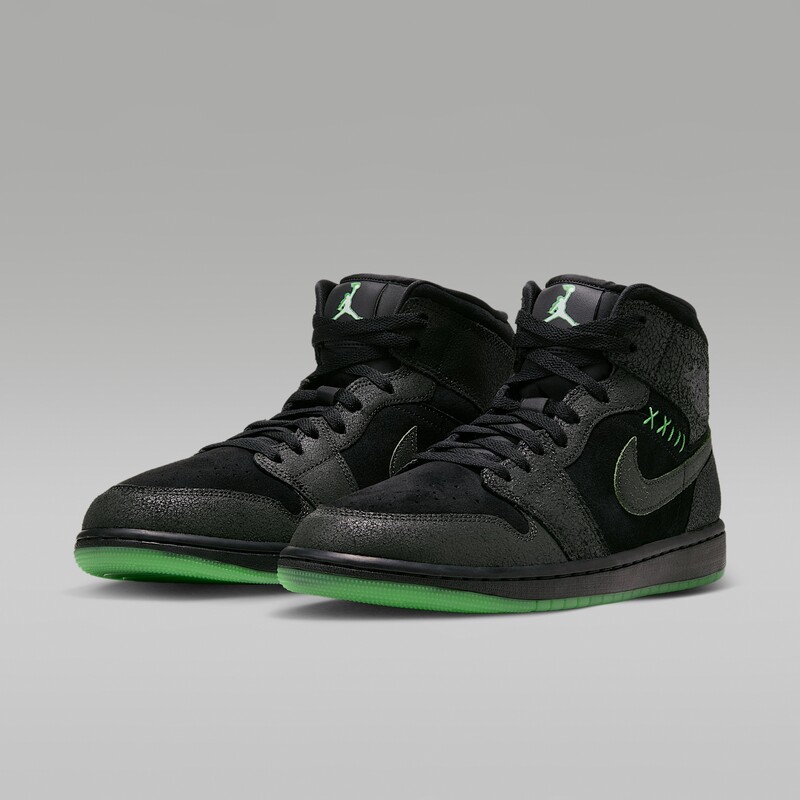 Air Jordan 1 Mid "Halloween" | IQ5492-001