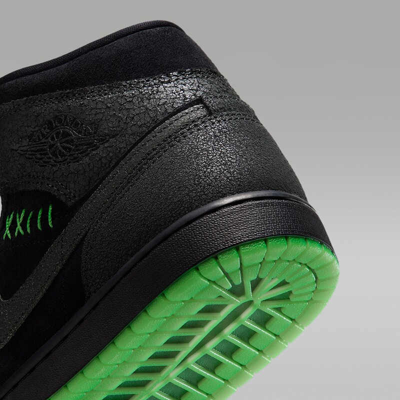 Air Jordan 1 Mid "Halloween" | IQ5492-001