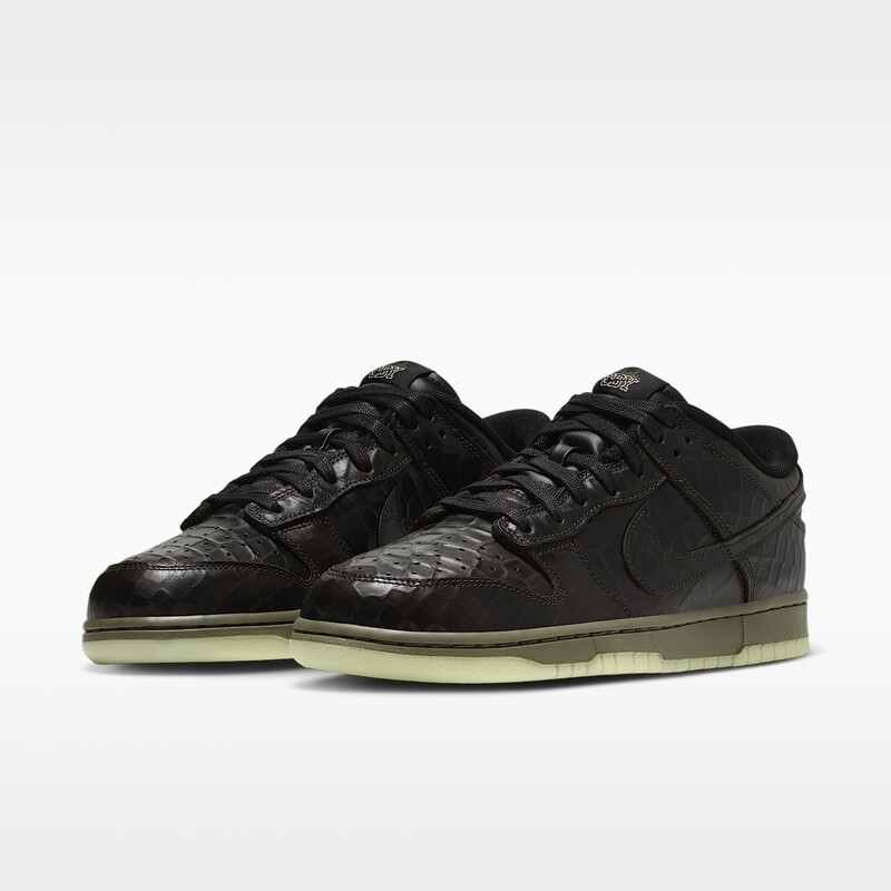 Nike Dunk Low "Halloween" | IX5169-300 Nike Dunk Low "Halloween" | IX5169-300