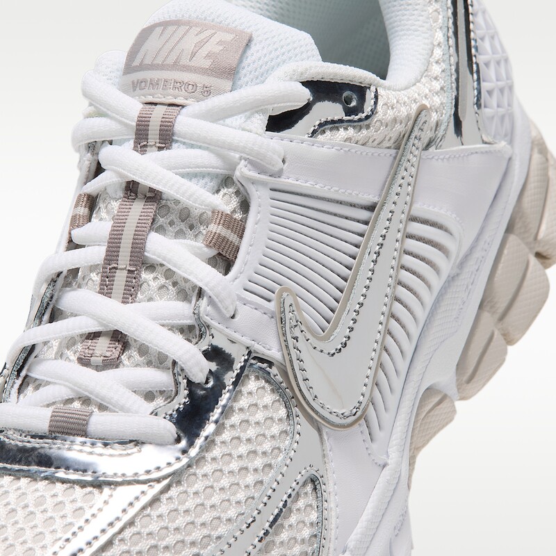 Nike Zoom Vomero 5 "White/Silver" | IV4311-102