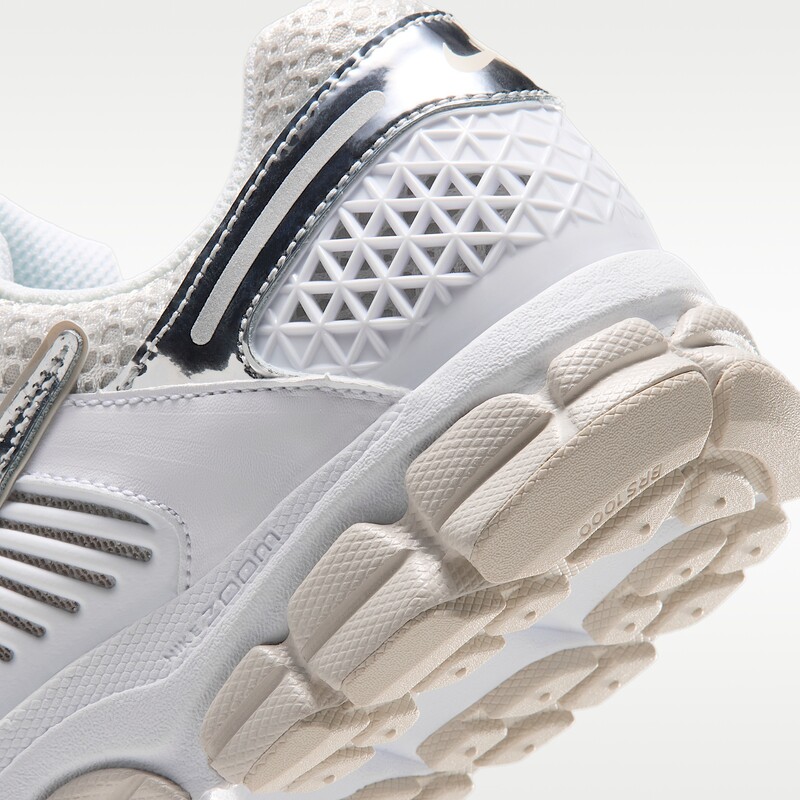 Nike Zoom Vomero 5 "White/Silver" | IV4311-102 Nike Zoom Vomero 5 "White/Silver" | IV4311-102