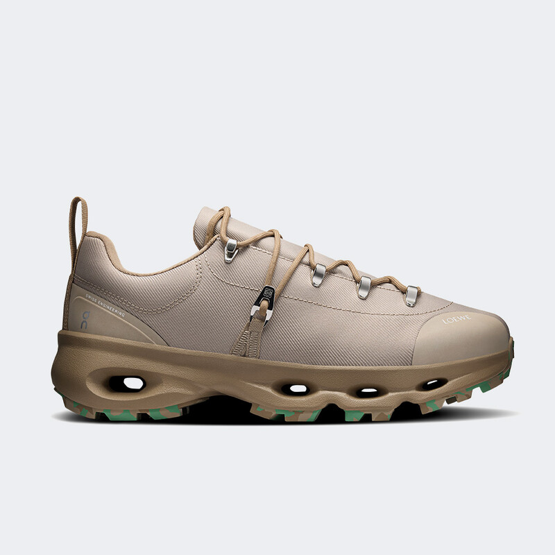 LOEWE x On Cloudsolo Hiker "Sand" | 3MG30910554