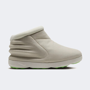 Nike 24.7 Boot "Pale Ivory" | IR0451-100
