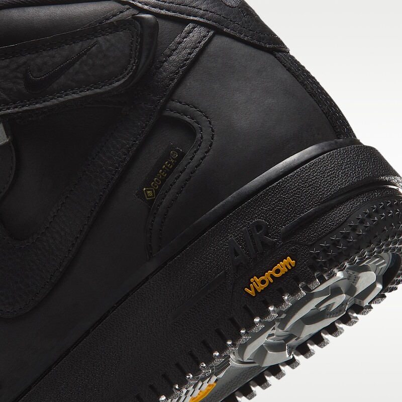 Nike Air Force 1 Mid Gore-Tex "Black" | IO1875-001 Nike Air Force 1 Mid Gore-Tex "Black" | IO1875-001