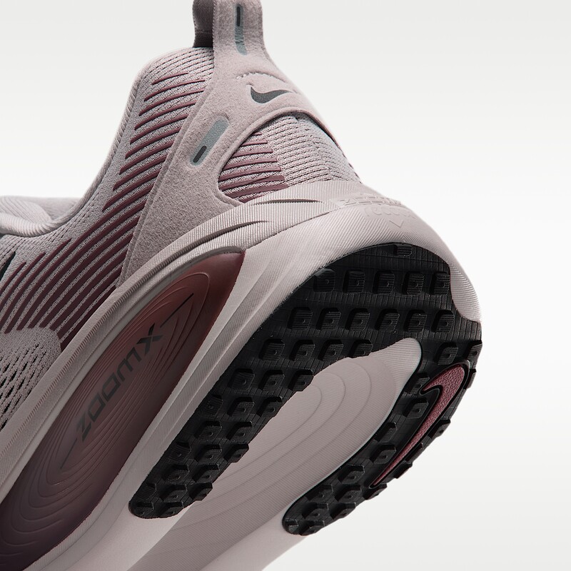 Nike Vomero 18 "College Grey" | HM6803-022