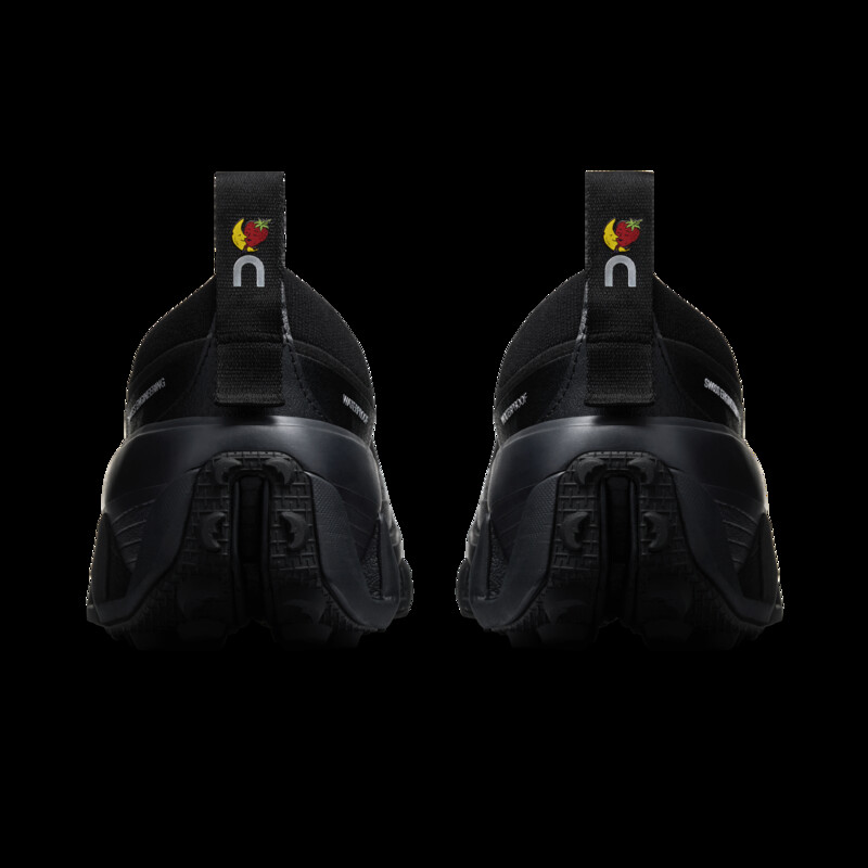 Sky High Goods x On Cloud Low Waterproof "Black" | 3MG30931043
