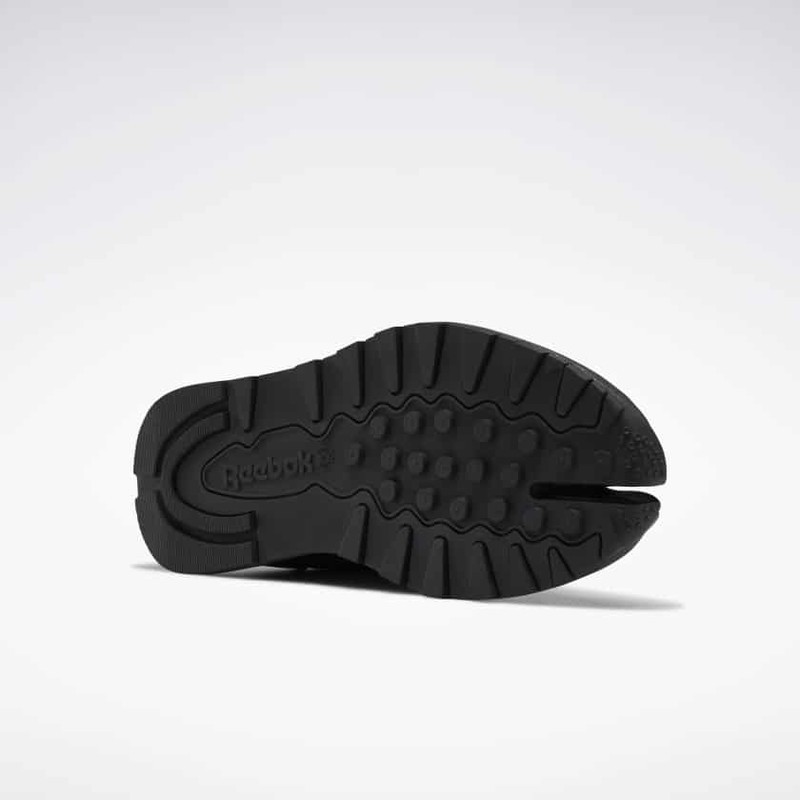 Maison Margiela x Reebok Classic Leather Tabi Black | H04864