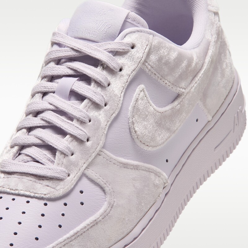 Nike Air Force 1 '07 SE Velvet "Barely Grape" | IX5100-500