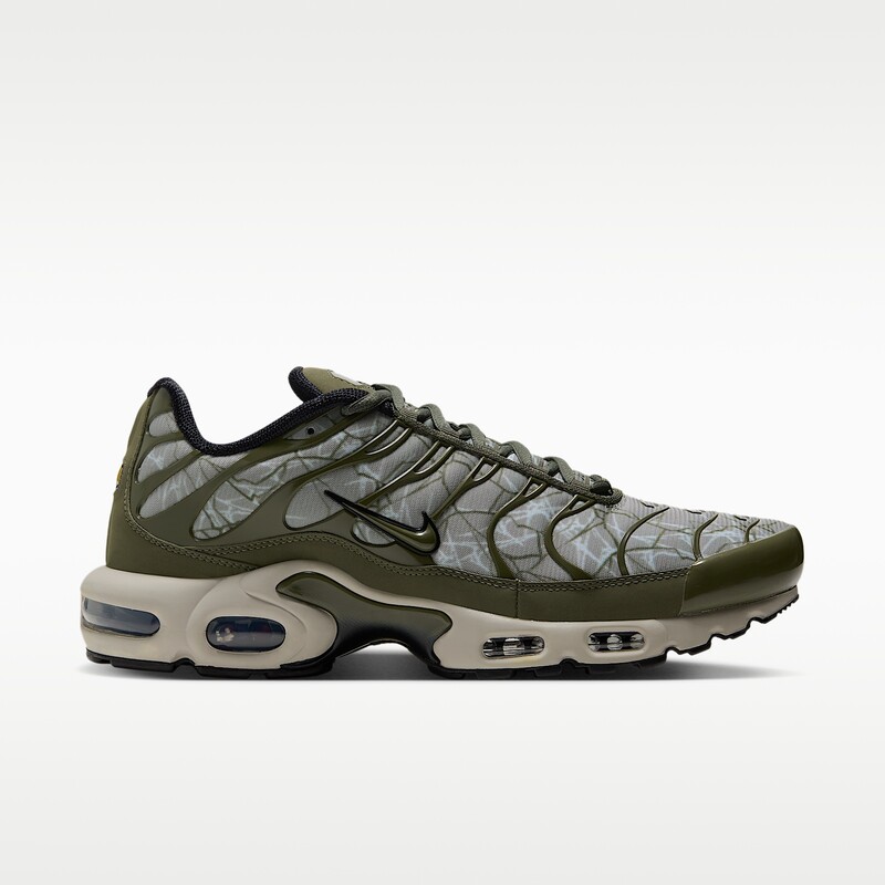 Nike Air Max Plus "Light Army" | IZ8912-320 Nike Air Max Plus "Light Army" | IZ8912-320