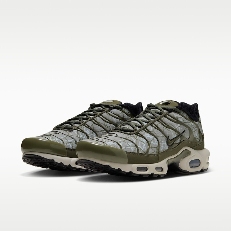 Nike Air Max Plus "Light Army" | IZ8912-320 Nike Air Max Plus "Light Army" | IZ8912-320