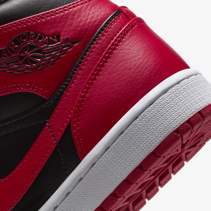 Air Jordan 1 Mid Banned | 554724-074