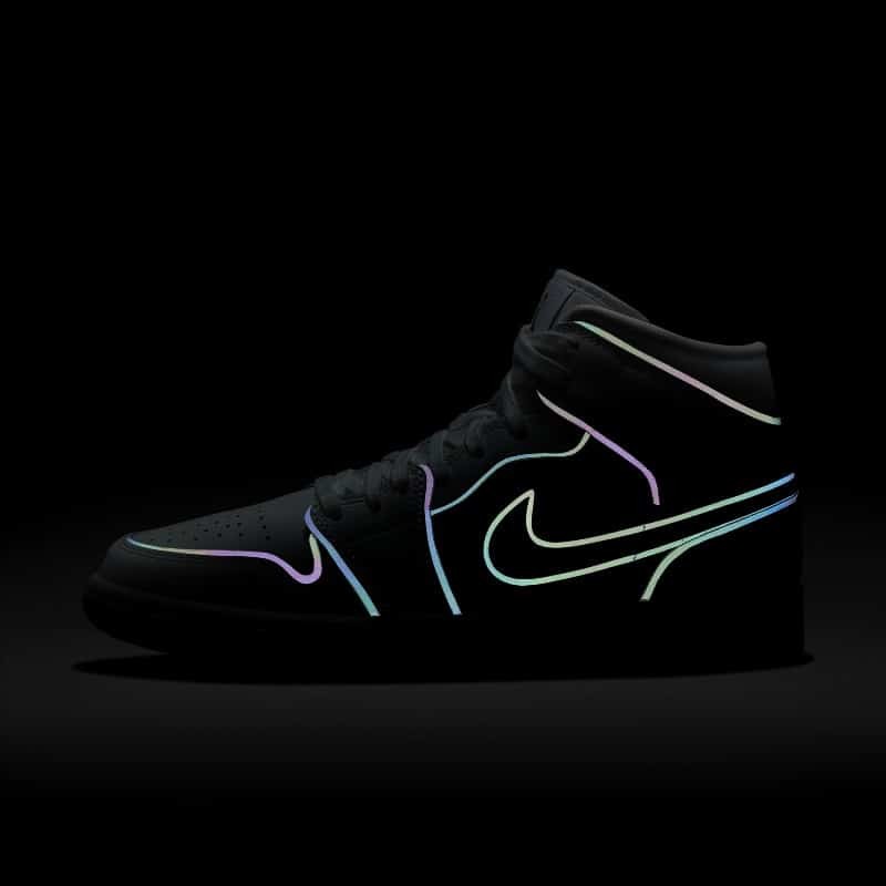 Air Jordan 1 Mid SE Iridescent Reflective | CK6587-100