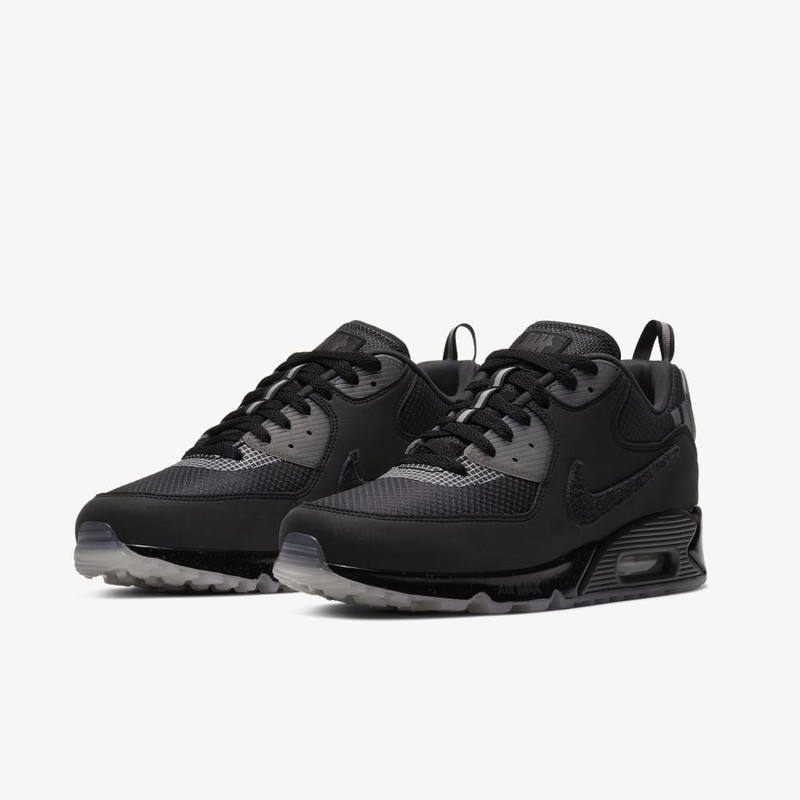 Undefeated x Nike Air Max 90 | CQ2289-002