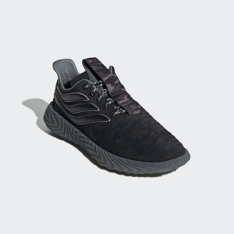 Stormzy x adidas Sobakov | EE8784