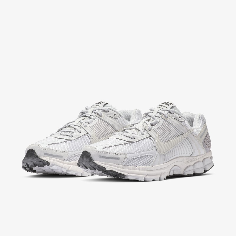 Nike Zoom Vomero 5 "Triple White" | BV1358-001