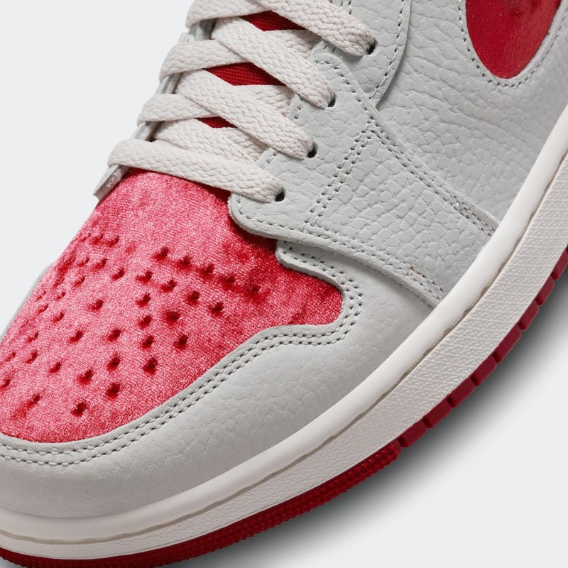 Air Jordan 1 High Zoom CMFT 2 WMNS 'Valentine's Day' | DV1304-106