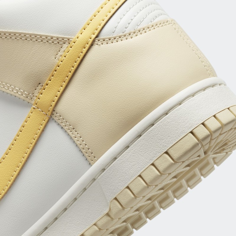 Nike Dunk High "Pale Vanilla" | DD1869-201