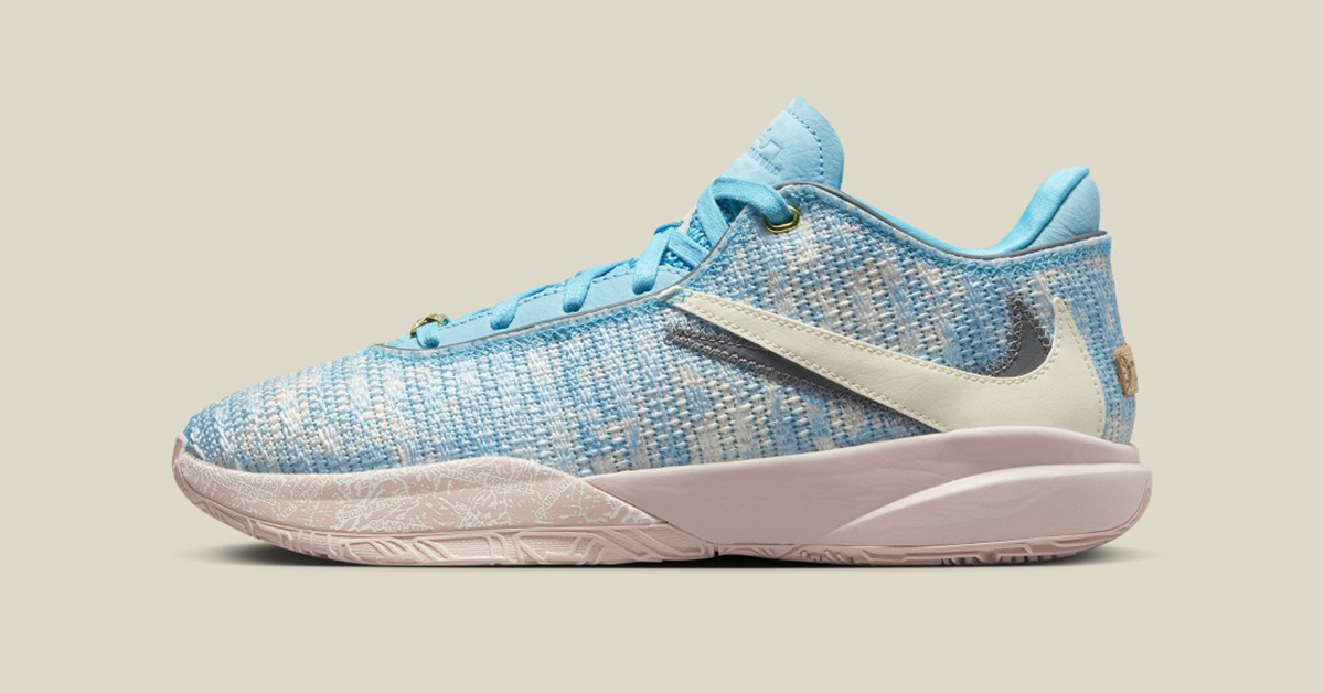 Inverted Swooshes on the Nike LeBron 20 “All-Star” Inverted Swooshes on the Nike LeBron 20 “All-Star”
