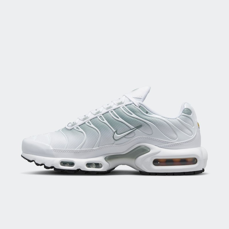 Nike Air Max Plus WMNS Mica Green | DZ3670-100
