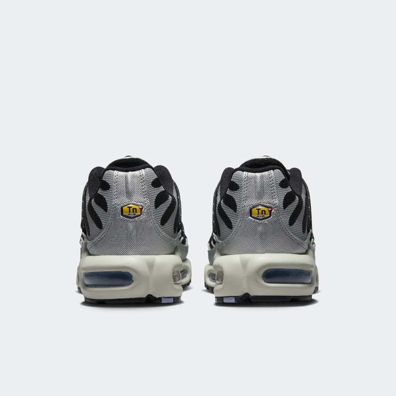 Nike Air Max Plus WMNS Lace Toggle | FD0799-001