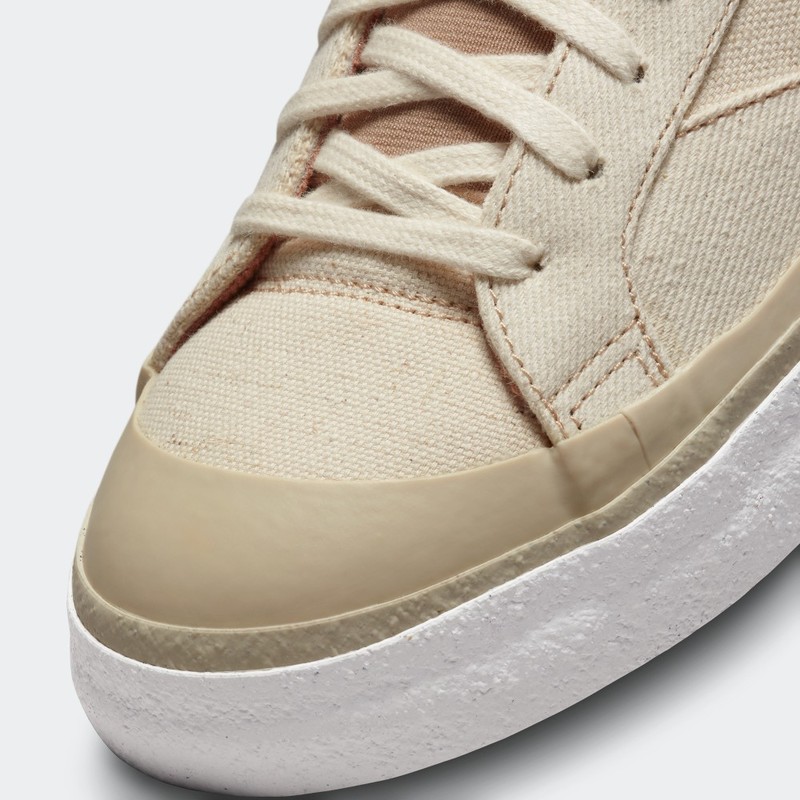 Doyenne x Nike SB Blazer Low Coconut Milk | DZ3406-100
