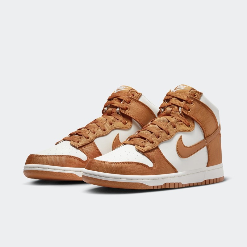 Nike Dunk High "Monarch" | DV7223-800