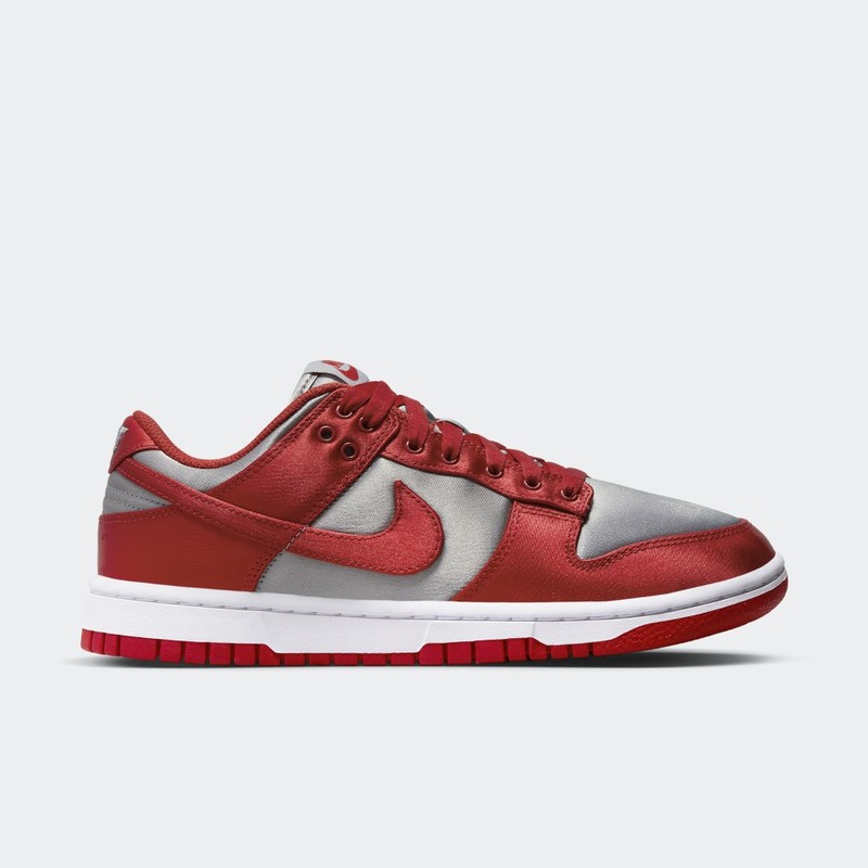 Nike Dunk Low "UNLV Satin" | DX5931-001