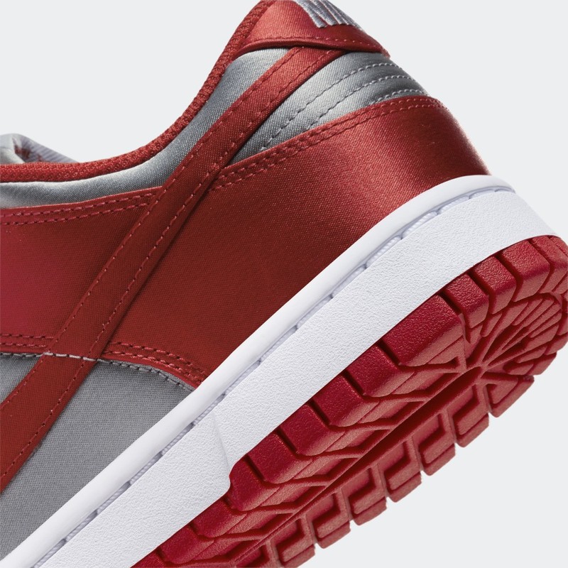 Nike Dunk Low "UNLV Satin" | DX5931-001